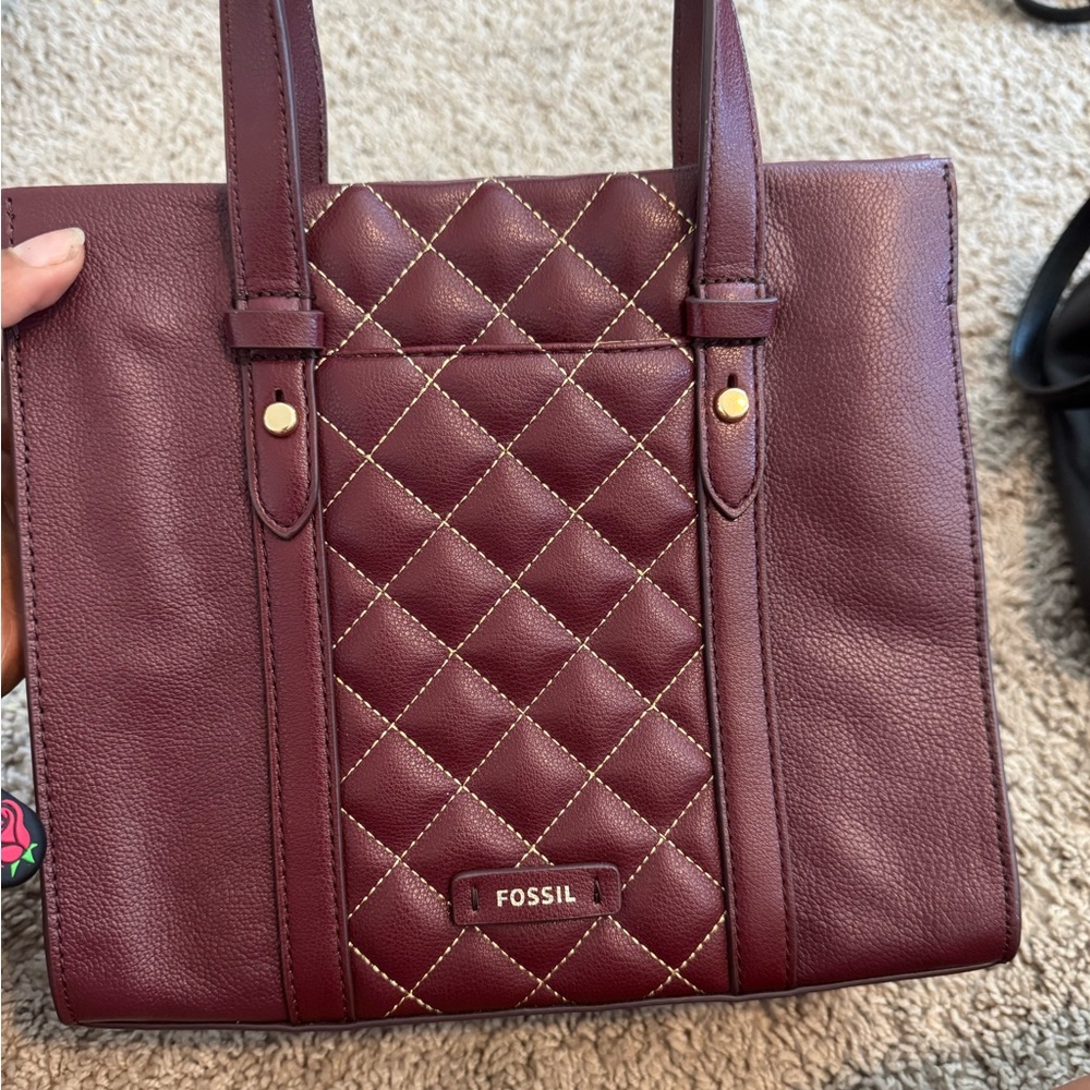 Fossil purse